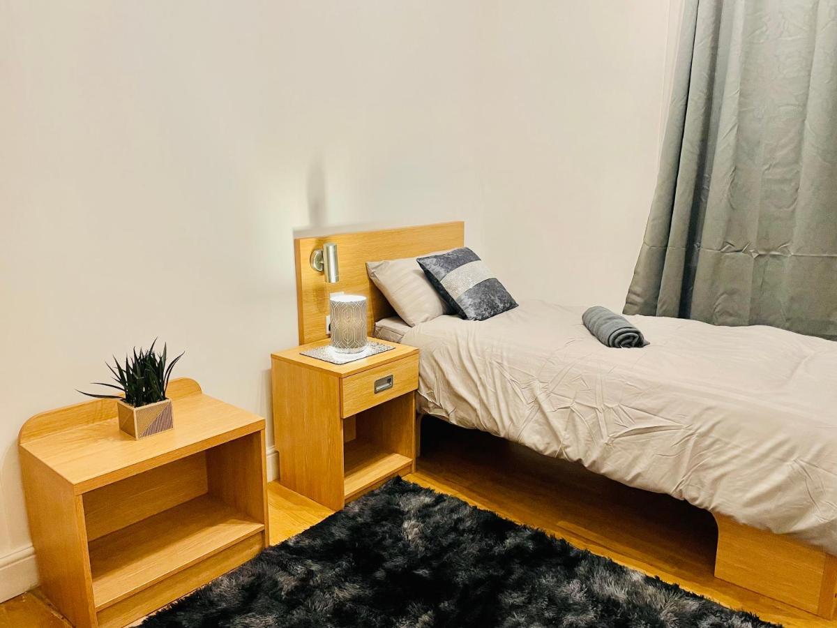 لندن Mandarin Apartment المظهر الخارجي الصورة